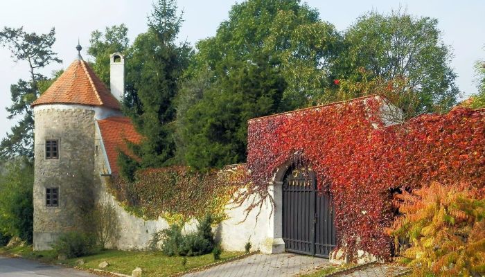  Trnavský kraj, okres Hlohovec, Koplotovce 1