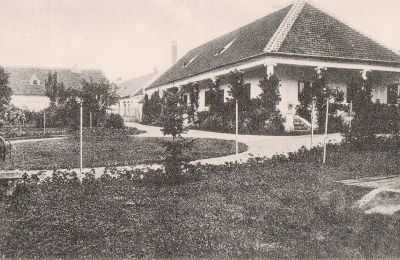 Herrenhaus/Gutshaus kaufen Trnavský kraj, okres Hlohovec, Koplotovce, Frídeský kaštieľ, Region Trnava, Historický pohľad- vedľajšia kúria