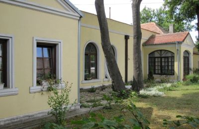 Herrenhaus/Gutshaus kaufen Trnavský kraj, okres Hlohovec, Koplotovce, Frídeský kaštieľ, Region Trnava, Hlavná kúria