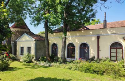 Herrenhaus/Gutshaus kaufen Trnavský kraj, okres Hlohovec, Koplotovce, Frídeský kaštieľ, Region Trnava, Hlavná kúria