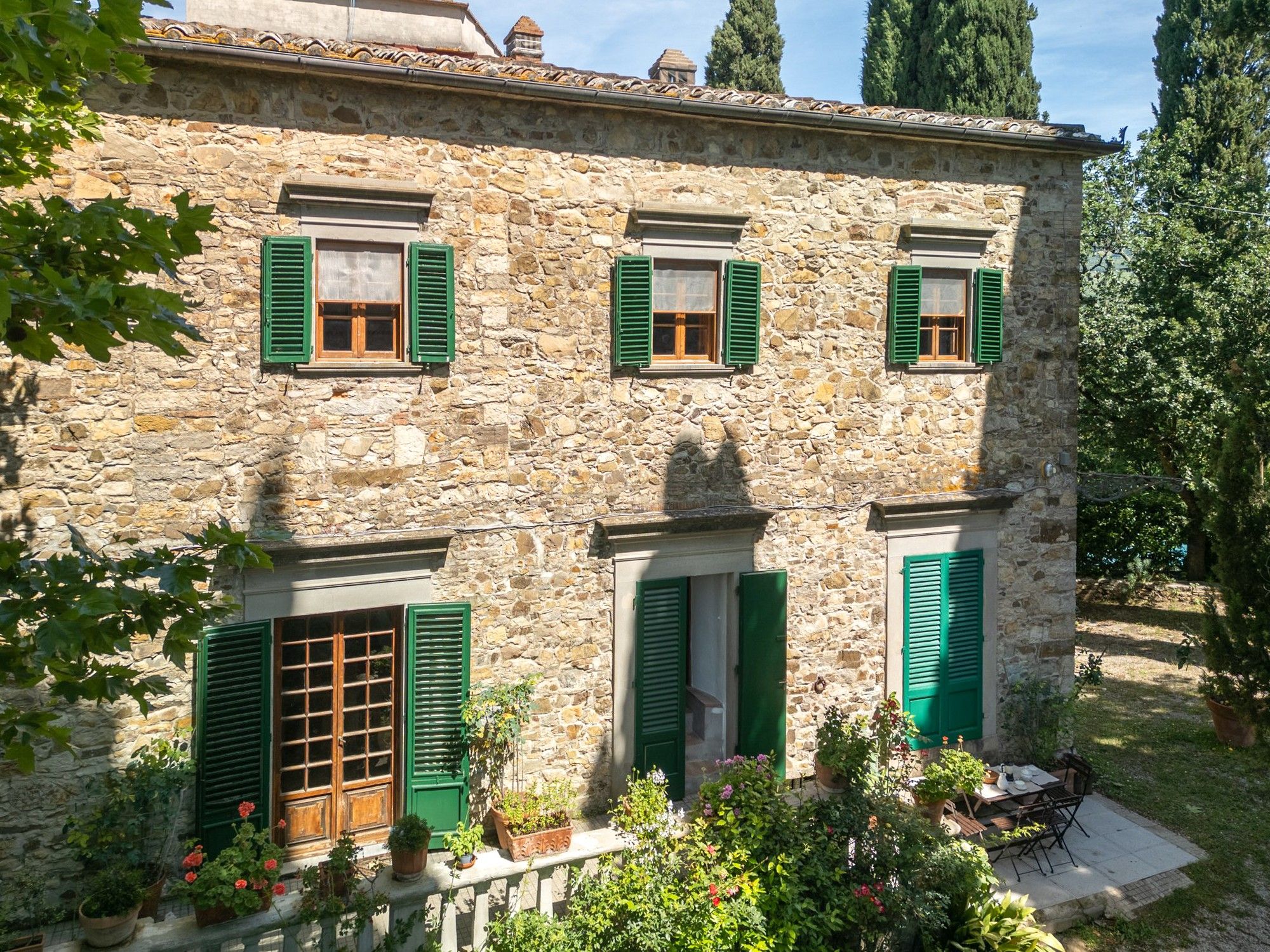 Fotos Historischer Weiler mit Villa und Wohnhäusern in Castellina in Chianti