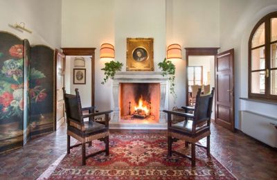 Historische Villa kaufen Torrenieri, Toskana, Wohnbereich