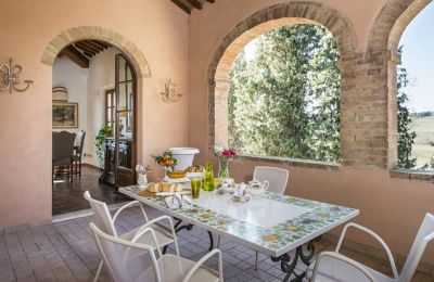 Historische Villa kaufen Torrenieri, Toskana, Terrasse