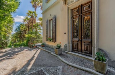 Historische Villa kaufen Luino, Lombardei, Foto 25/38