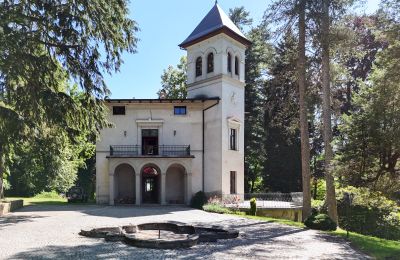 Schloss kaufen Kowary, Senatoryjna 1, Niederschlesien, Vorderansicht