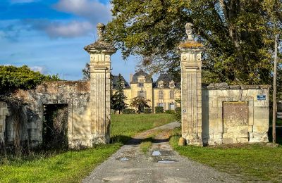 Schloss Thouars, Neu-Aquitanien