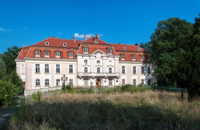 Historische Anwesen, Schloss Olbersdorf in Niederschlesien - Pałac w Roztoczniku