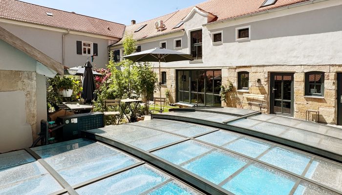 Hochwertig sanierte Hofanlage aus dem 18ten Jahrhundert mit gehobener Ausstattung, Vertrauliches Immobilienangebot
