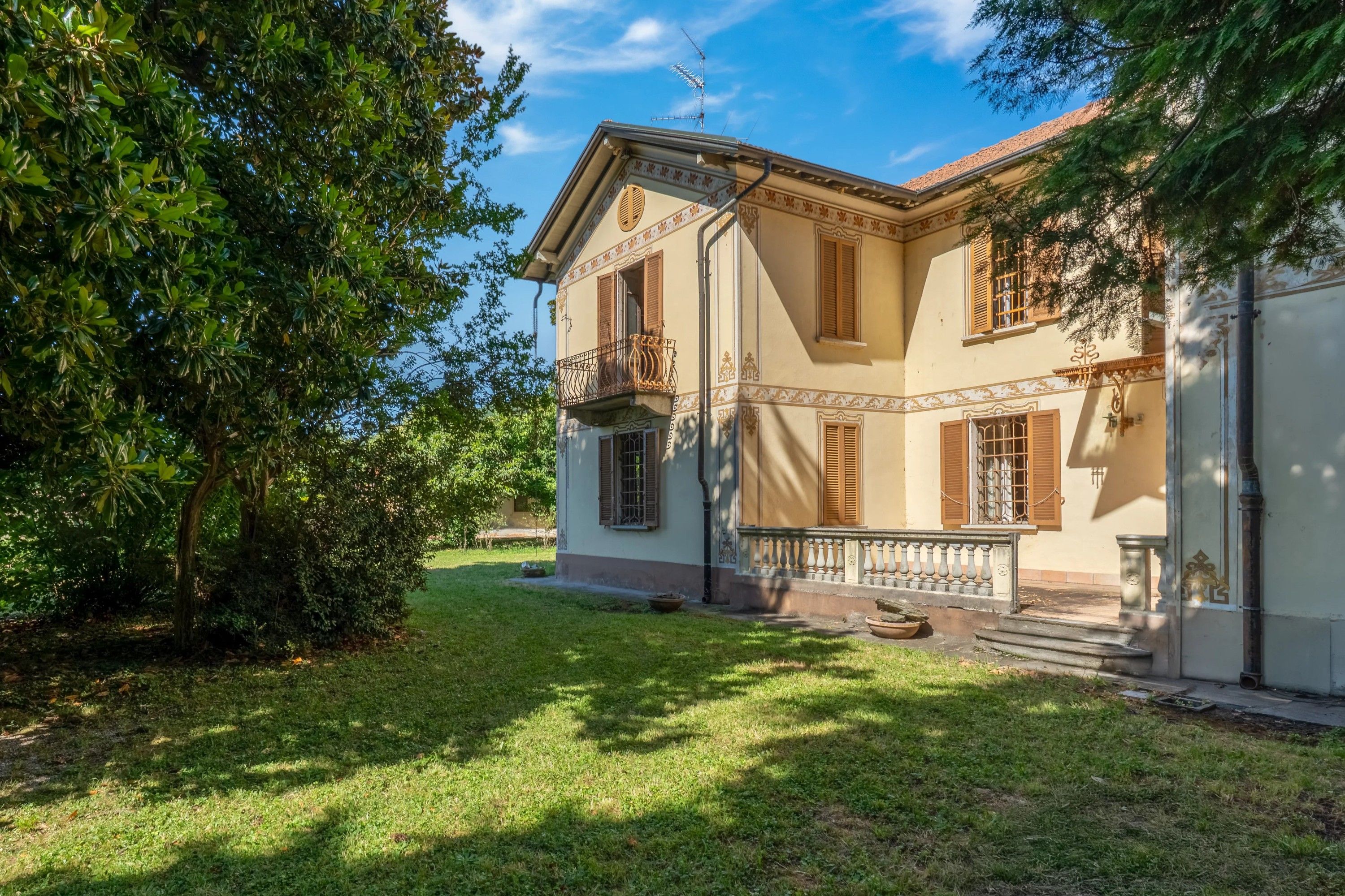 Fotos Gemütliche Villa im Zentrum von Lesa - Lago Maggiore