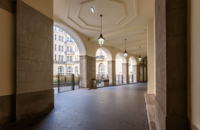 Repräsentative Altbauwohnung kaufen Berlin, Kurfürstendamm  193, Eingangshalle I Schmuckhof 