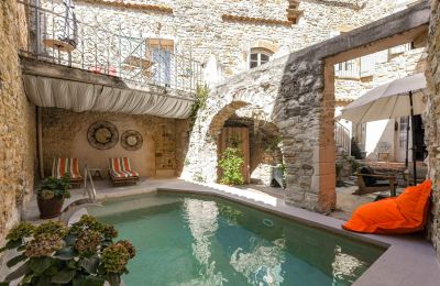 Historische Immobilien, Haus mit Charakter, historischem Charme, Pool und Terrasse bei Uzès