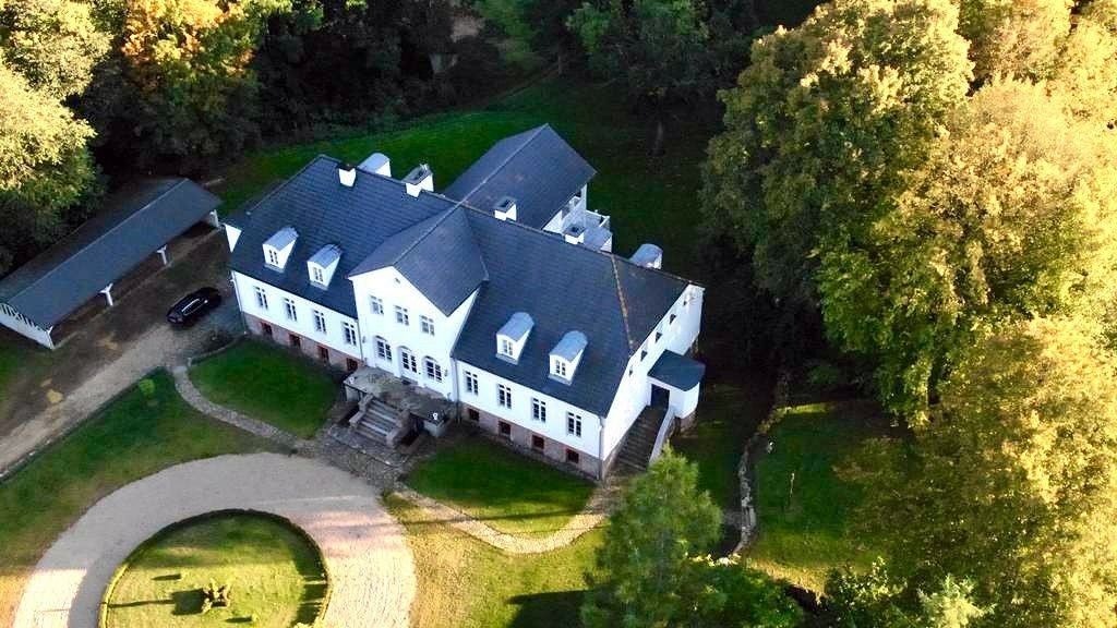 Fotos Gutshaus "Dwór Role" in Pommern