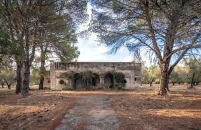 Landhaus kaufen Manduria, Via per Lecce km 2, Apulien, Vorderansicht