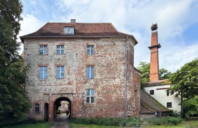 Burg kaufen 16909 Goldbeck, Goldbecker Burgstraße  1, Brandenburg, Vorderansicht