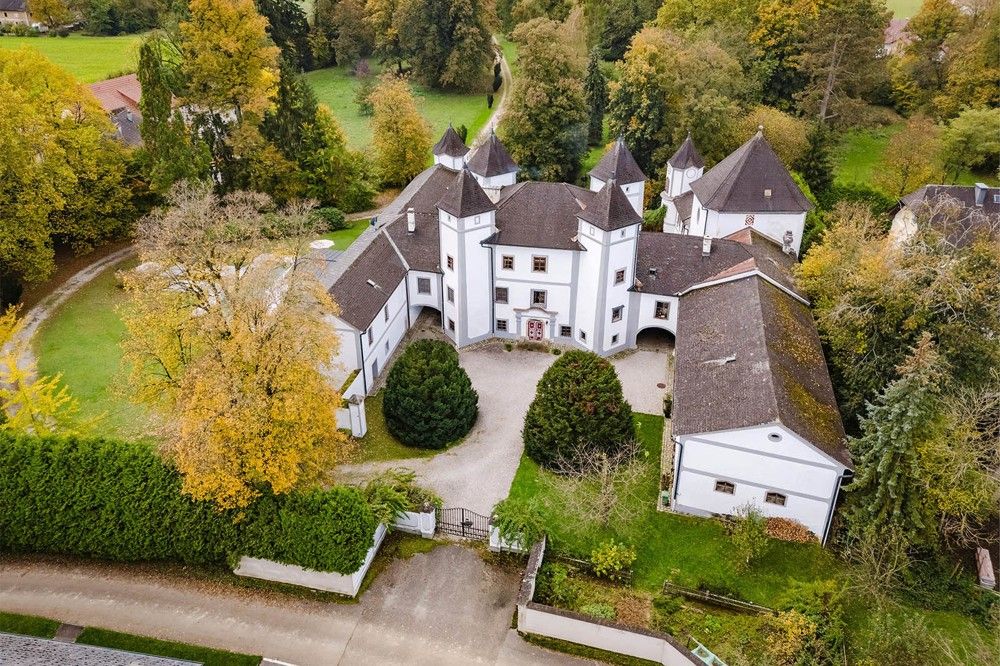 Fotos Renaissancetraum im Salzkammergut - Wohnschloss mit Charme und Historie