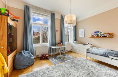 Historisk villa till salu Währing, Wien, Das Gäste-/Kinderzimmer im Obergeschoss
