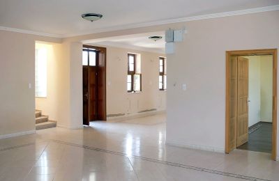 Herrenhaus/Gutshaus kaufen Komitat Nógrád, Eingangshalle