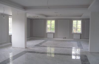 Herrenhaus/Gutshaus kaufen Mołomotki-Dwór, Masowien, Oficyna wnętrze