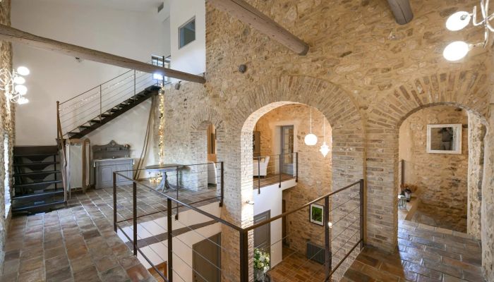 Historische Immobilie kaufen Uzès, Okzitanien