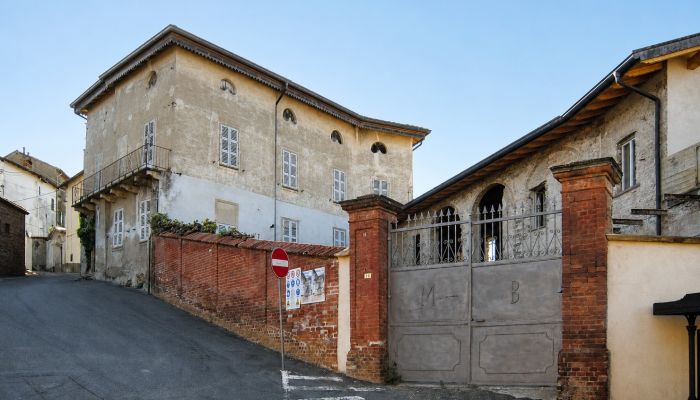 Stadtpalais kaufen Alice Bel Colle, Piemont