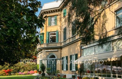 Lägenhet i historisk byggnad till salu Como, Lombardiet	, Bild 2/17