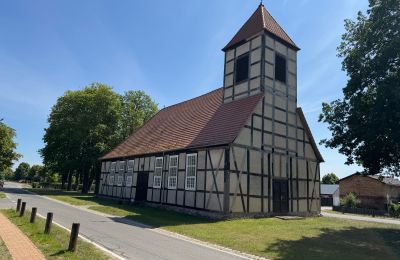 Landhaus kaufen 17375 Leopoldshagen, Mecklenburg-Vorpommern, Kirche in Leopoldshagen