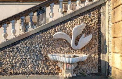 Schloss kaufen Capannori, Toskana, Treppe