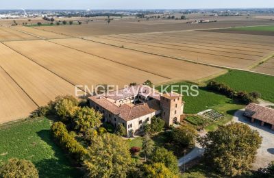 Schloss kaufen Muradello, Emilia-Romagna, Gesamtansicht