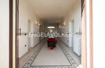 Herrgård till salu Luzzara, Emilia-Romagna, Ingång till vagn