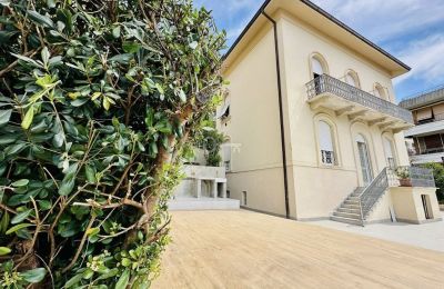 Historische Villa kaufen La Spezia, Ligurien, Außenansicht