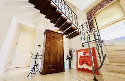 Historische Villa kaufen La Spezia, Ligurien, Treppe