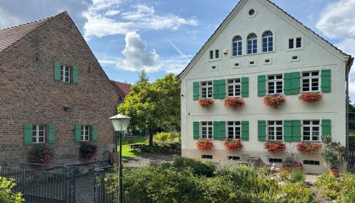 Landhaus Sławnikowice, Niederschlesien