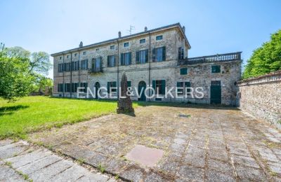 Historische Villa kaufen Montechiarugolo, Emilia-Romagna, Innenhof