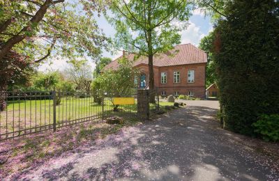Herrenhaus/Gutshaus kaufen 19073 Zülow, Dorfplatz 8, Mecklenburg-Vorpommern, Foto 2/29