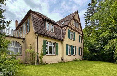 Historische Villa kaufen 19205 Gadebusch, Mecklenburg-Vorpommern, Seitenansicht