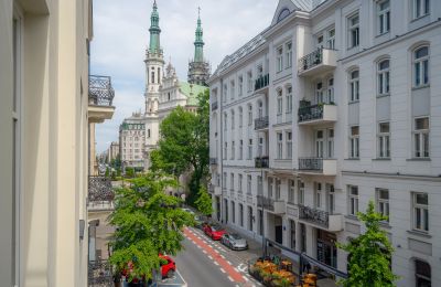 Historische Anwesen, 3-Zimmer-Altbauwohnung im Warschauer Stadtzentrum