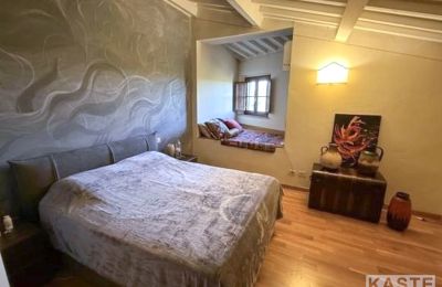 Luxus-Altbauwohnung kaufen Pisa, Toskana, Schlafzimmer