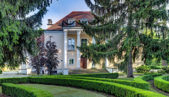 Herrenhaus an der Weichsel nordwestlich von Warschau