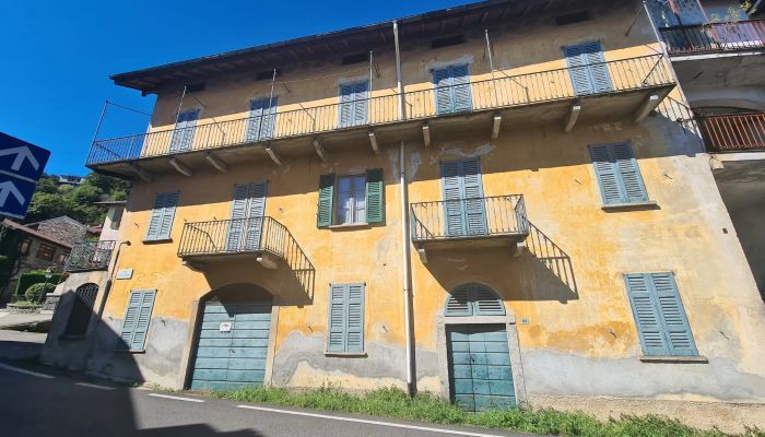 Landhaus kaufen Magognino, Piemont,  Italien