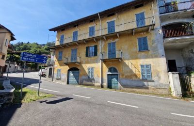 Bauernhaus kaufen Magognino, Piemont:  Außenansicht