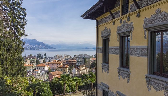 Historische Villa kaufen 28838 Stresa, Piemont,  Italien