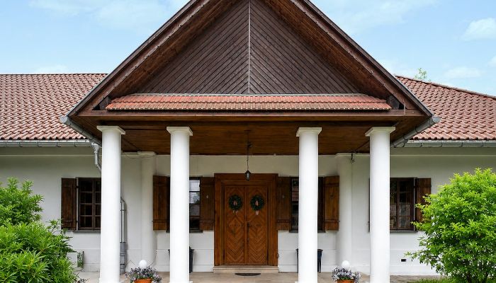 Dworek des polnischen Landadels südlich von Krakau