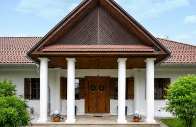 Herrenhaus/Gutshaus kaufen Lusina, Kleinpolen, Foto 1/33