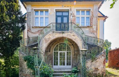 Schloss kaufen Žatec, okres Louny, Seitenansicht