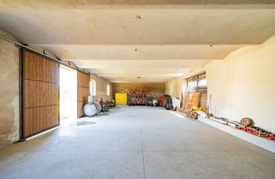 Schloss kaufen Žatec, okres Louny, Nebengebäude