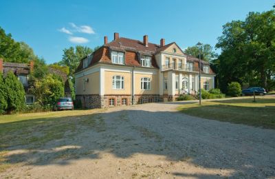 Herrenhaus/Gutshaus kaufen 17094 Neu Käbelich, Dorfstraße 11, Mecklenburg-Vorpommern, Foto 2/28