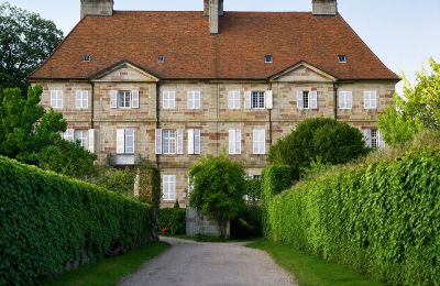 Herrenhaus Lure, Burgund-Franche-Comté