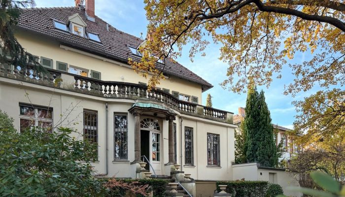 Historische Villa kaufen Berlin, Berlin
