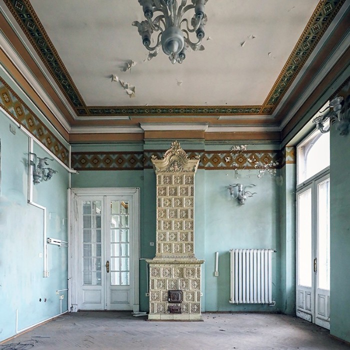 Historische Anwesen, Vor Gericht im eigenen Haus