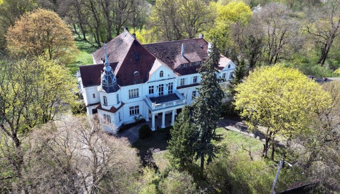 Schloss Uścikowo, Kujawien-Pommern